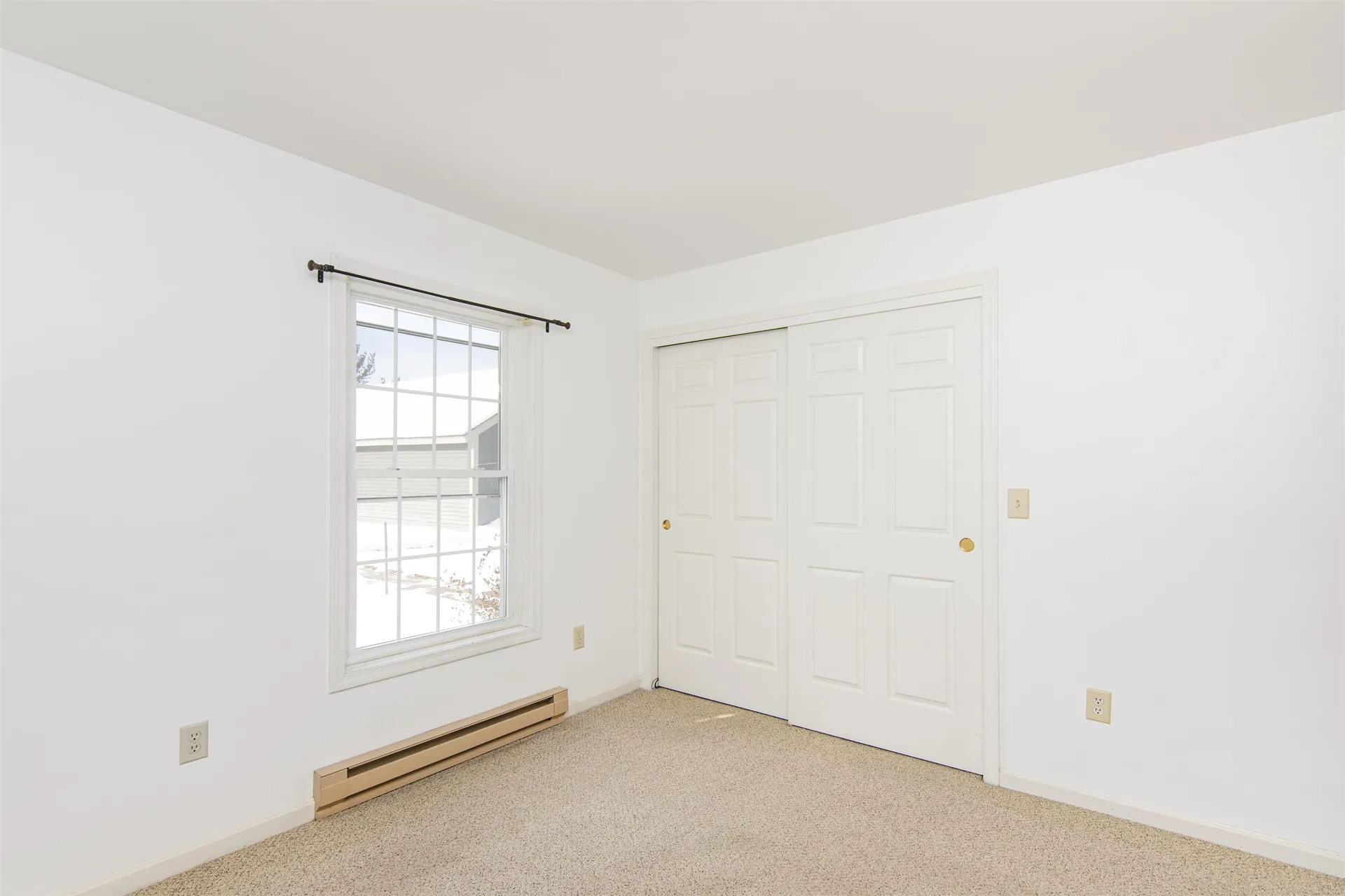27 Conifer Court Burlington VT 05401