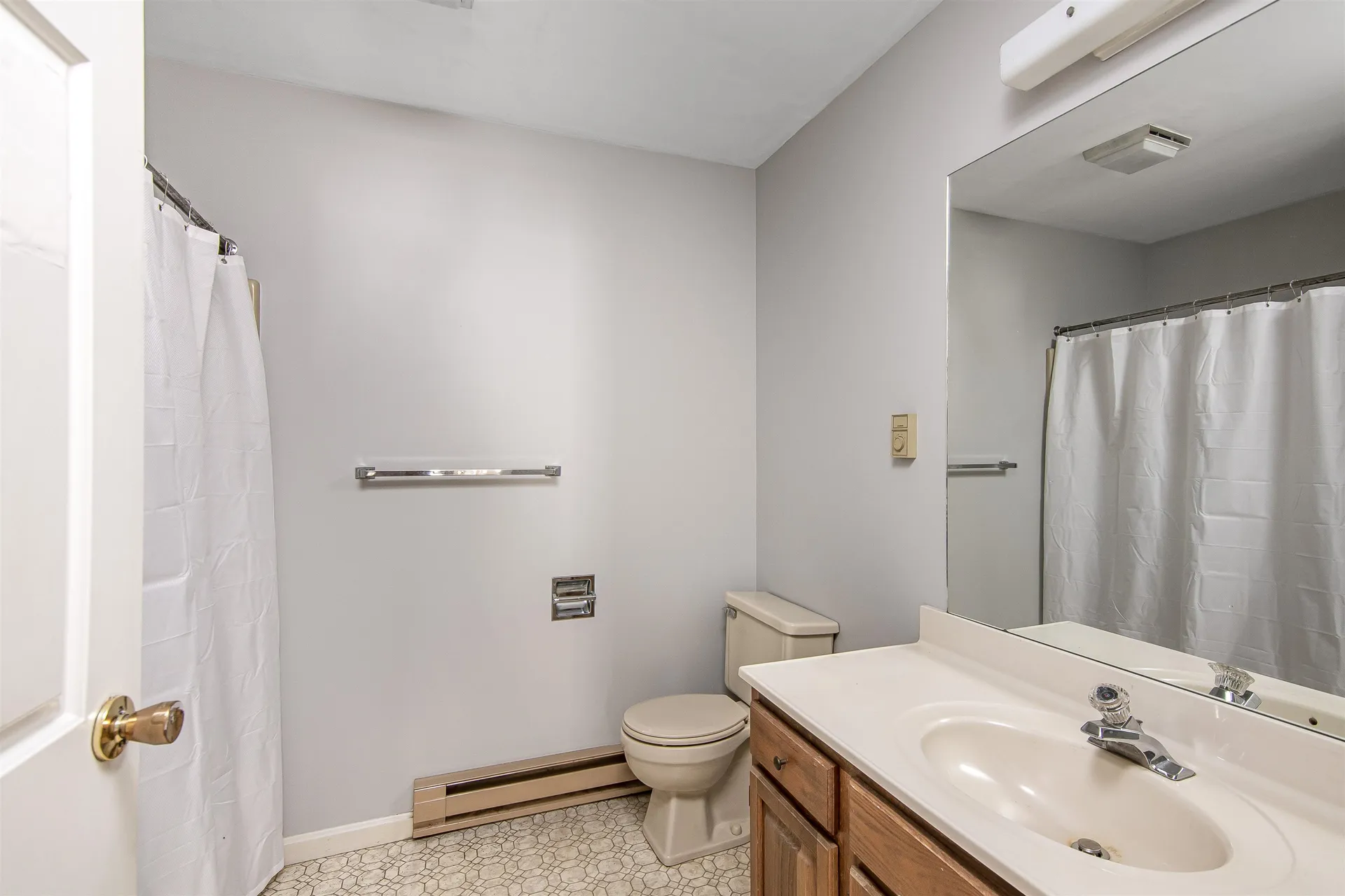 27 Conifer Court Burlington VT 05401