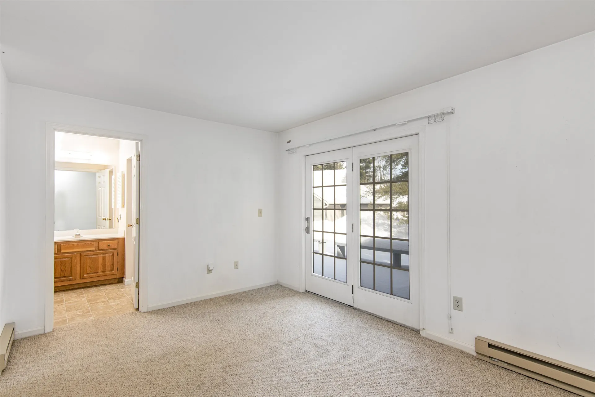 27 Conifer Court Burlington VT 05401
