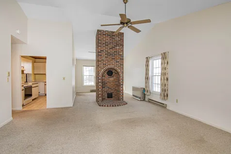 27 Conifer Court Burlington VT 05401