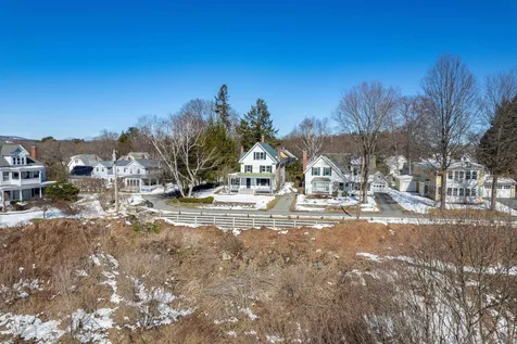 11 Pleasant Street Hanover NH 03755