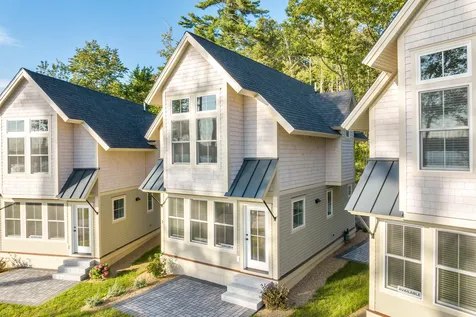 109 Weirs Boulevard Laconia NH 03246