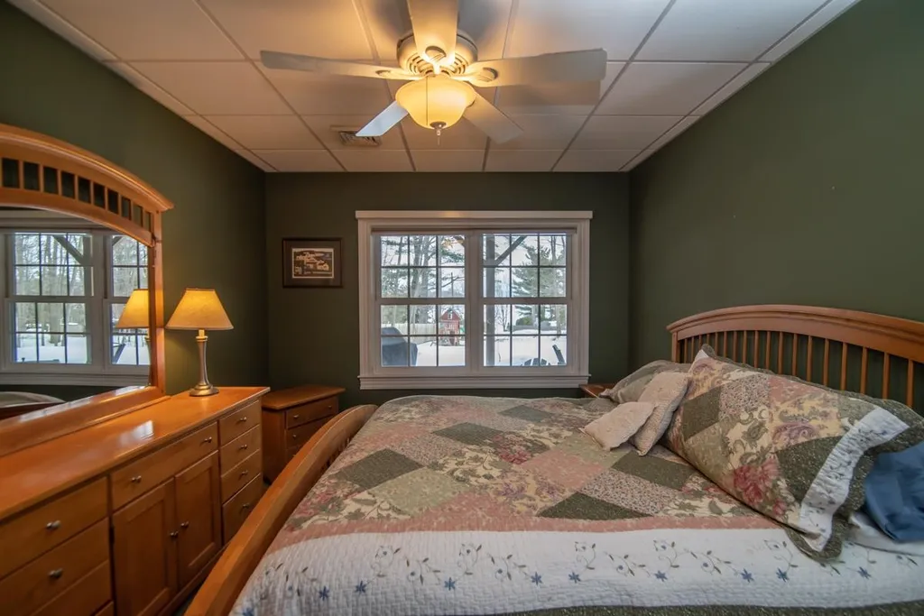 7 Acorn Drive Alton NH 03810