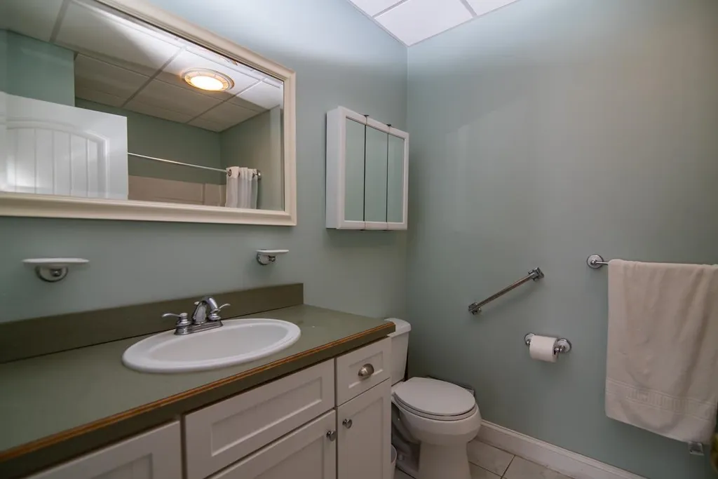 7 Acorn Drive Alton NH 03810