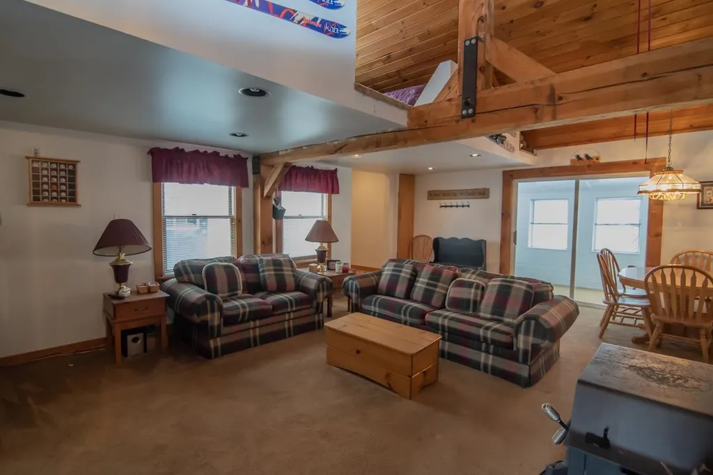 7 Acorn Drive Alton NH 03810