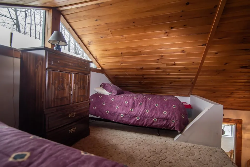 7 Acorn Drive Alton NH 03810