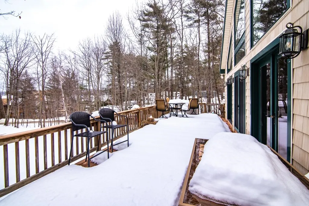 7 Acorn Drive Alton NH 03810