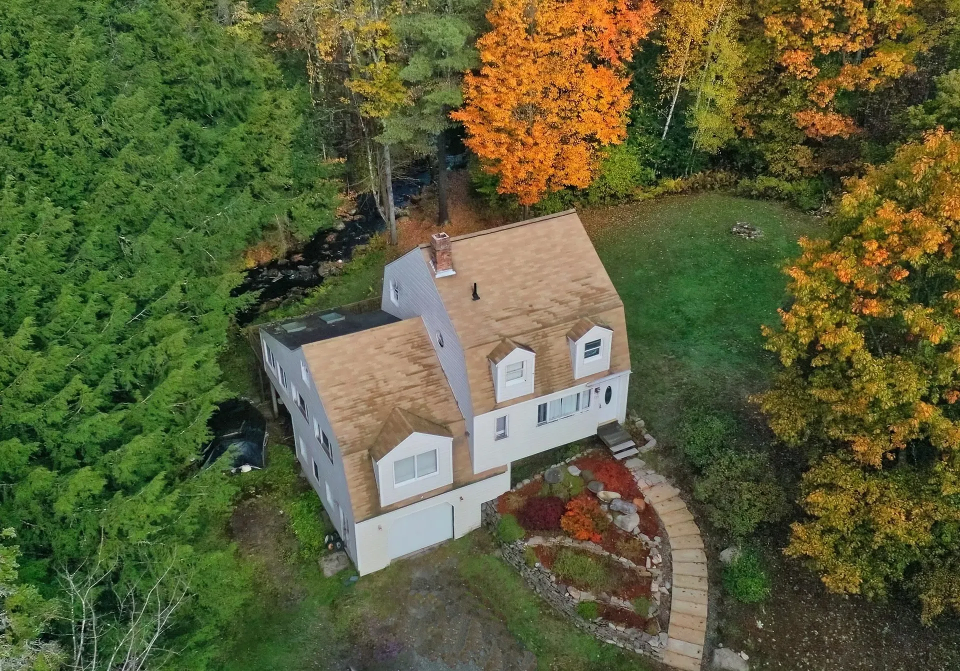 114 Sargent Road Sunapee NH 03782