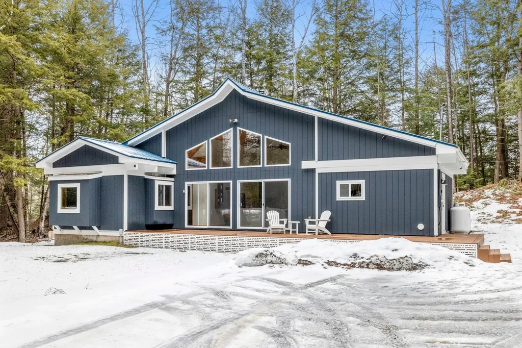 328 White Mountain Road Haverhill NH 03785