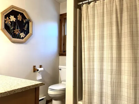 13 Frog Hollow Wilmington VT 05363