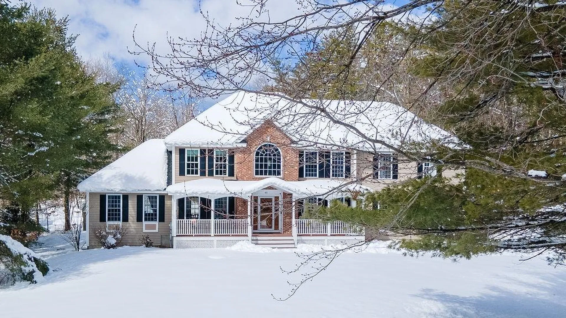 49 Auburn Road Londonderry NH 03053