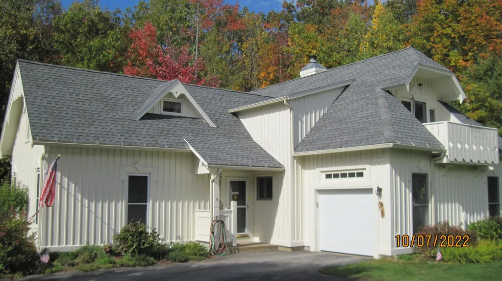 5 Lantern Circle Laconia NH 03246