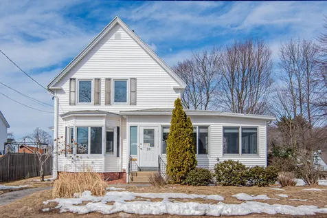 20 Maynard Avenue Manchester NH 03103