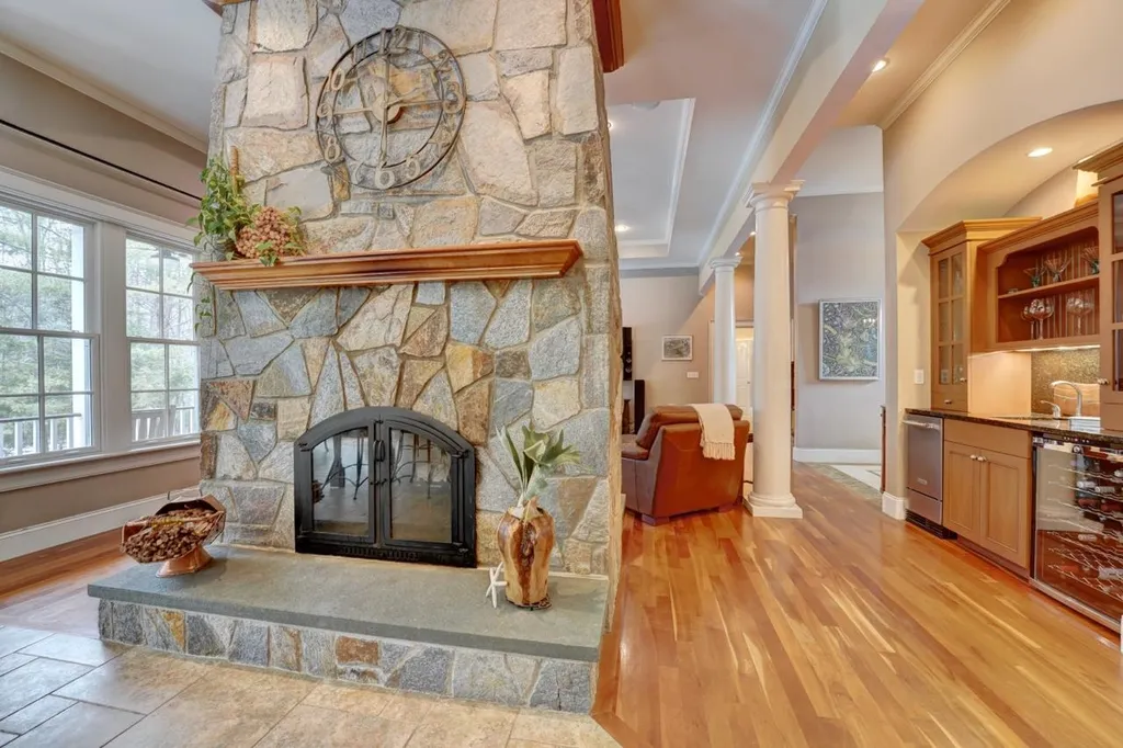 12 Whitehorse Drive Rye NH 03870
