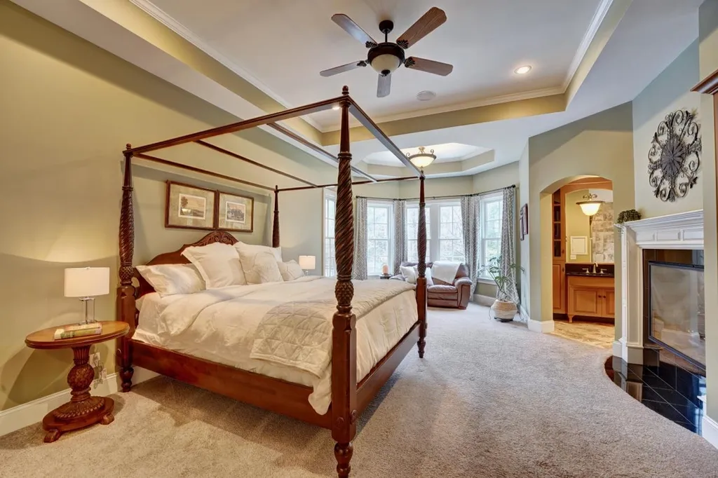 12 Whitehorse Drive Rye NH 03870