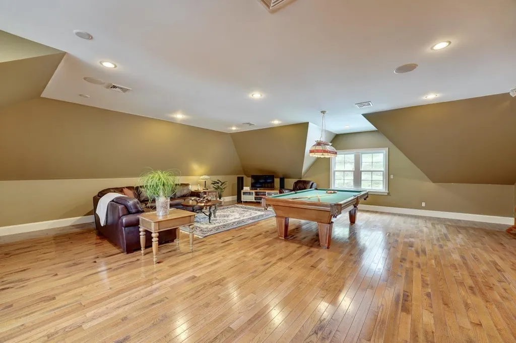 12 Whitehorse Drive Rye NH 03870