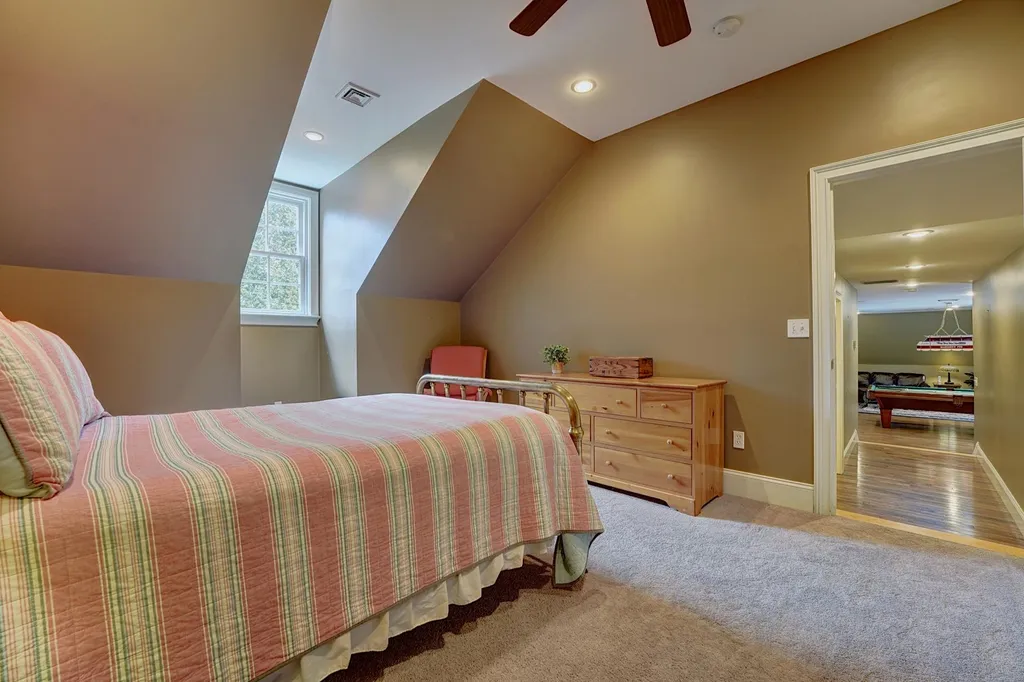 12 Whitehorse Drive Rye NH 03870