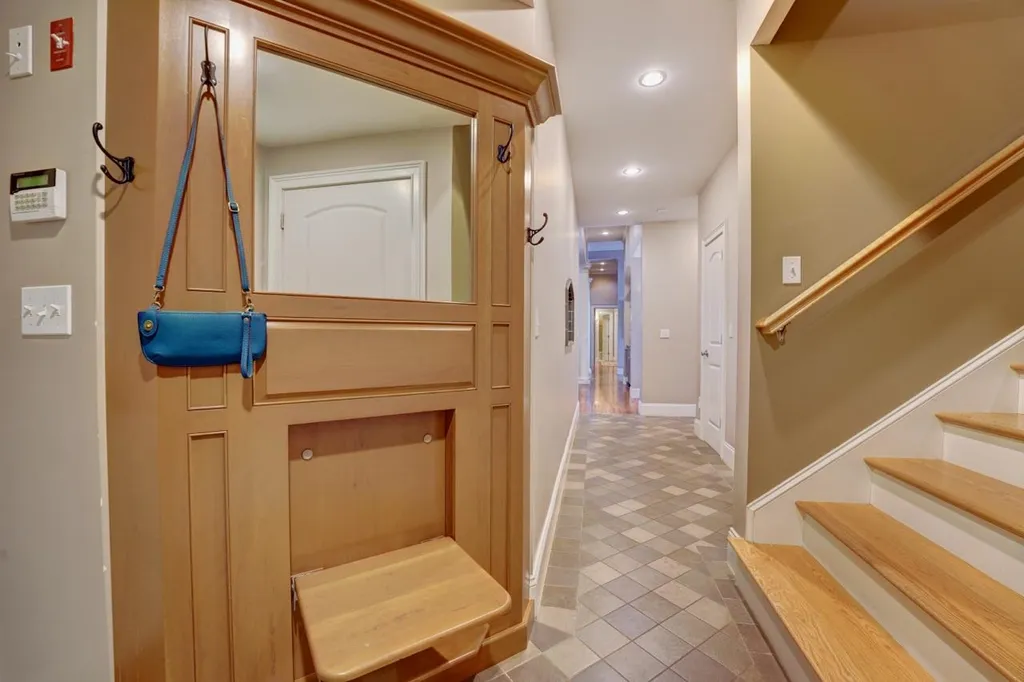 12 Whitehorse Drive Rye NH 03870