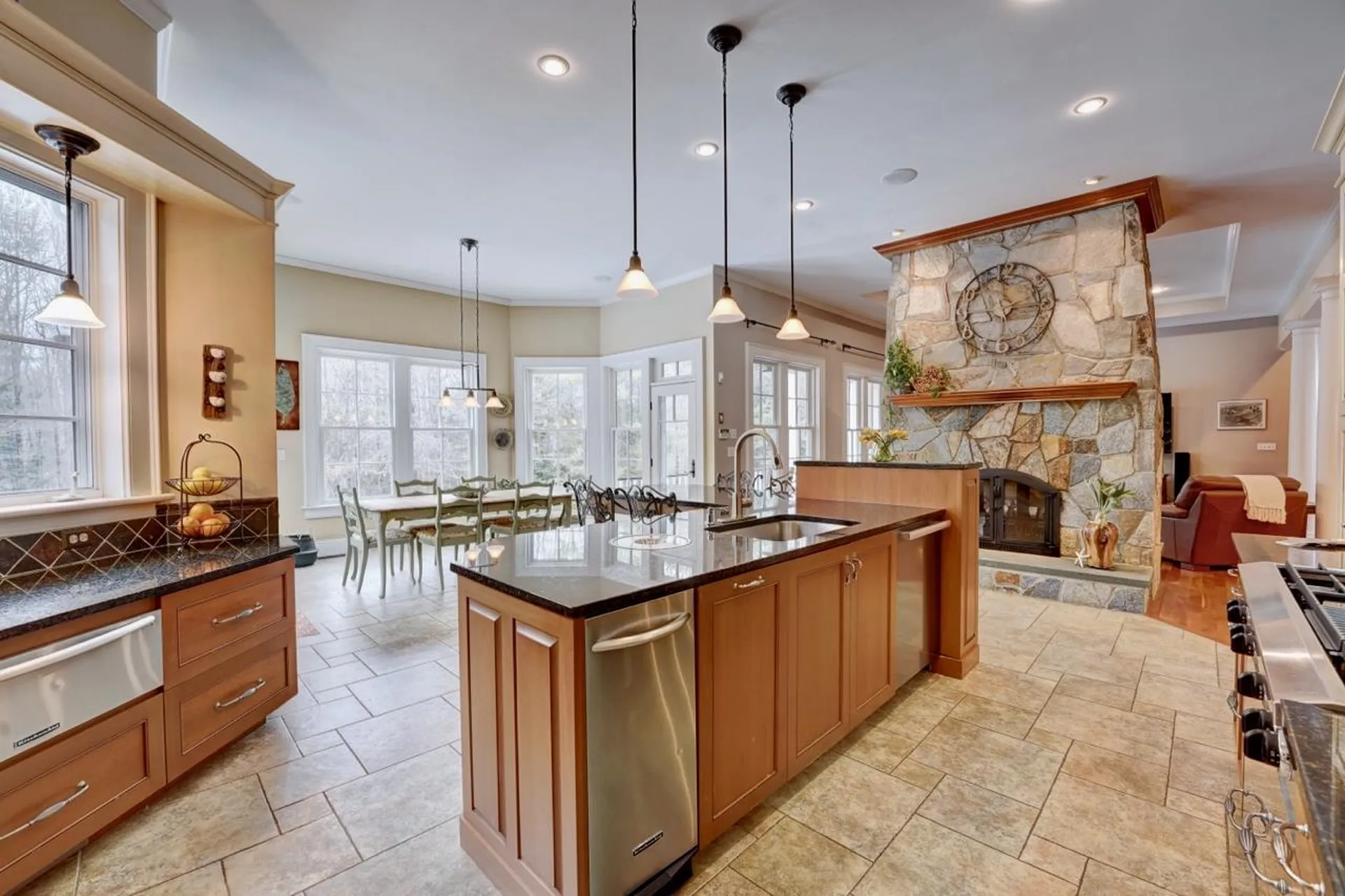 12 Whitehorse Drive Rye NH 03870