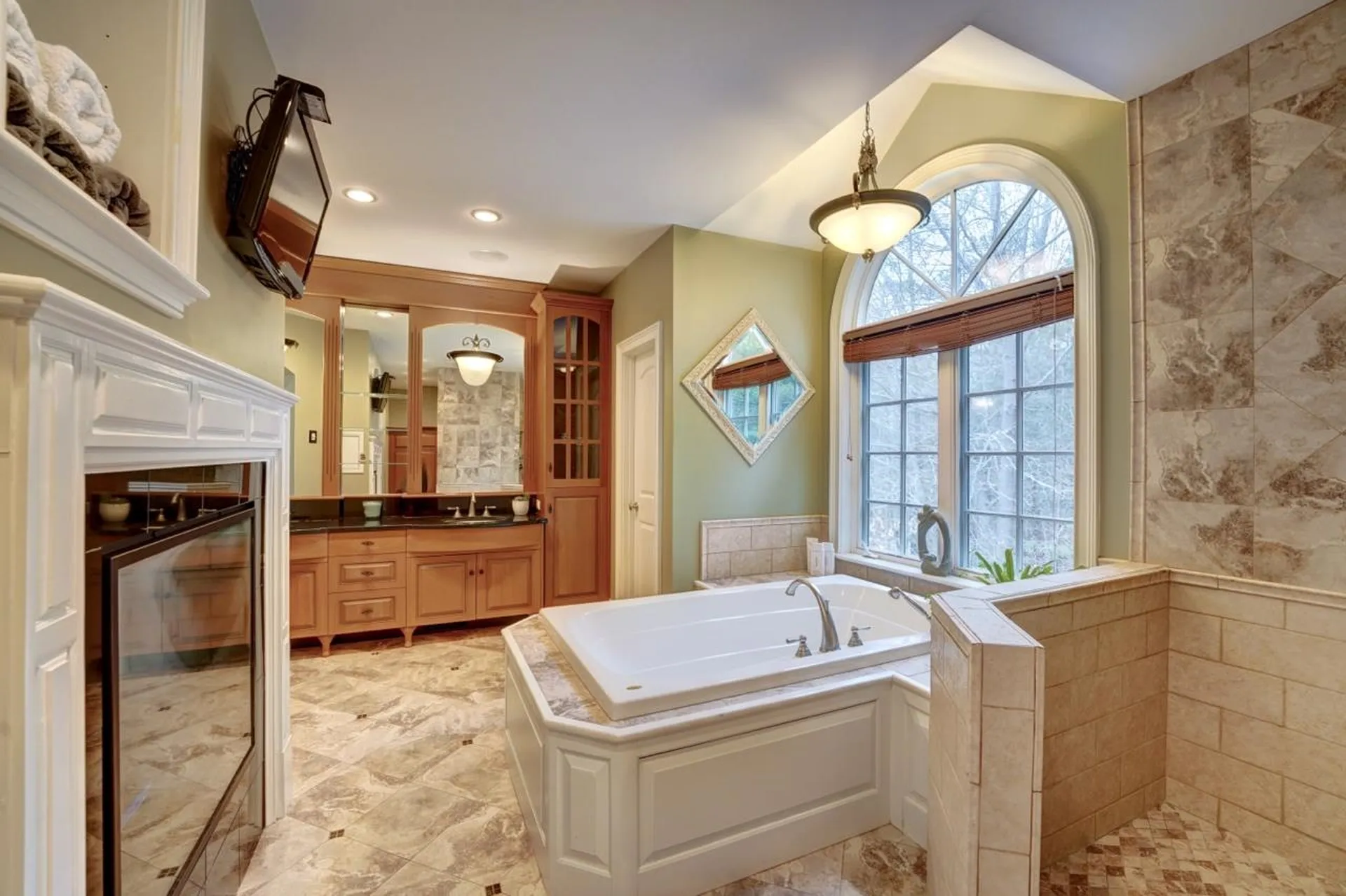 12 Whitehorse Drive Rye NH 03870