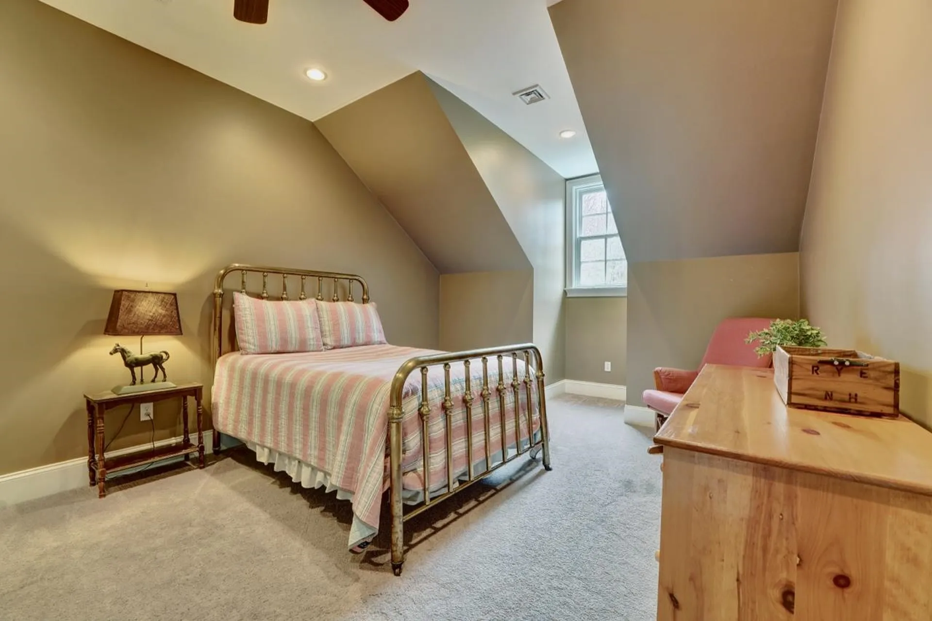 12 Whitehorse Drive Rye NH 03870