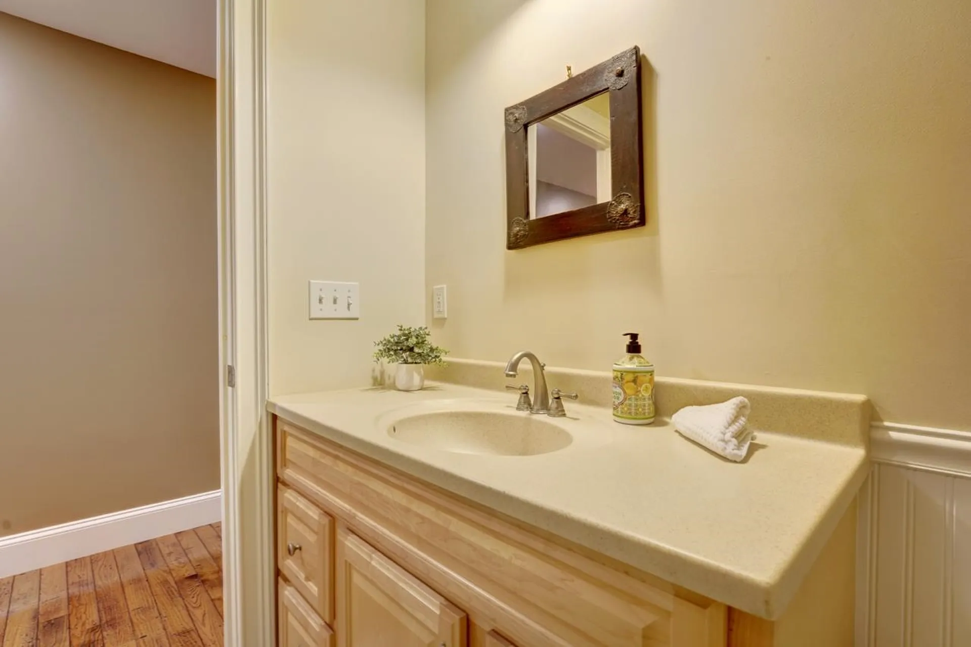 12 Whitehorse Drive Rye NH 03870
