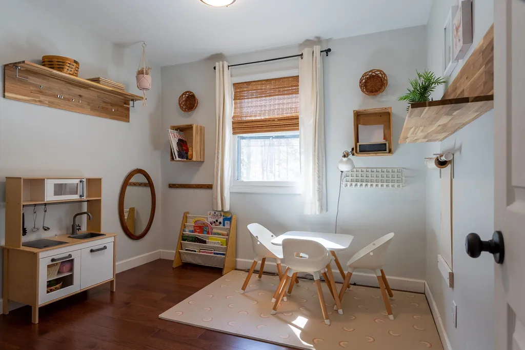 17 Tami Lane Epping NH 03042