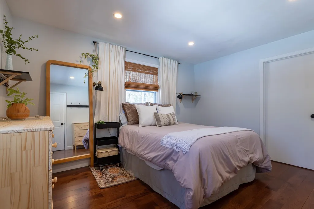 17 Tami Lane Epping NH 03042