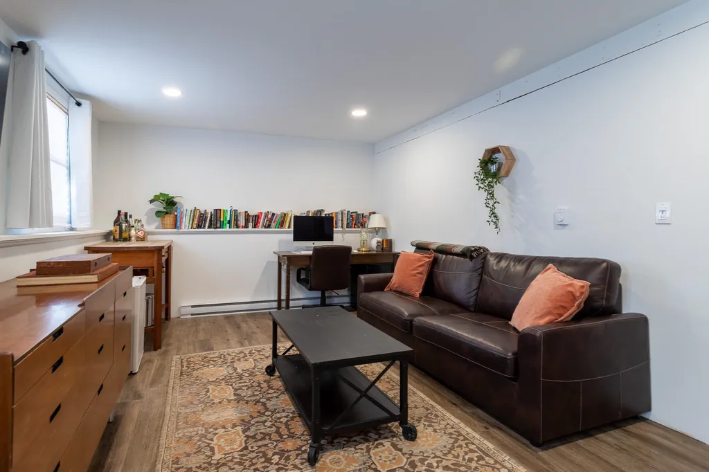 17 Tami Lane Epping NH 03042