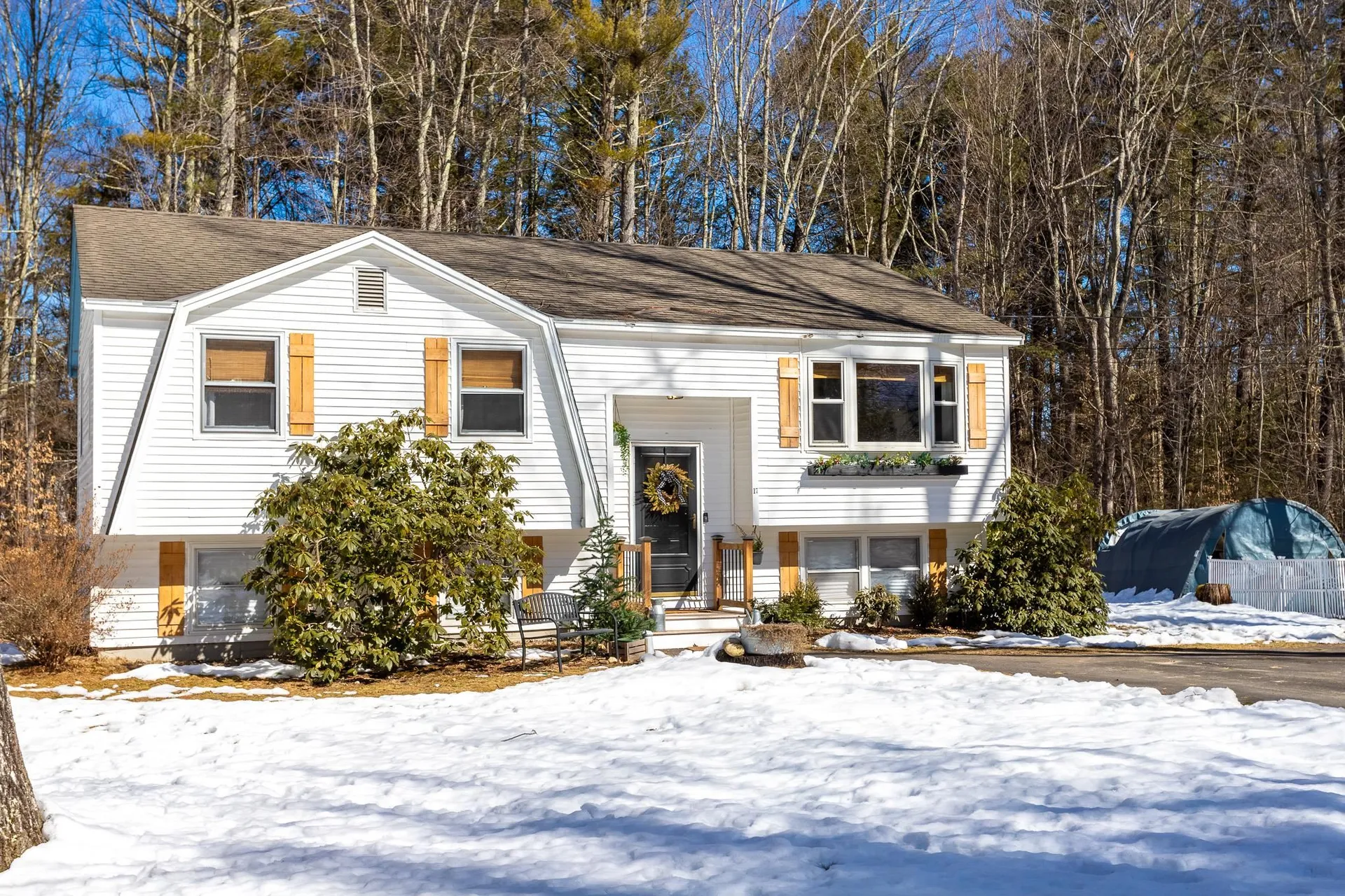 17 Tami Lane Epping NH 03042