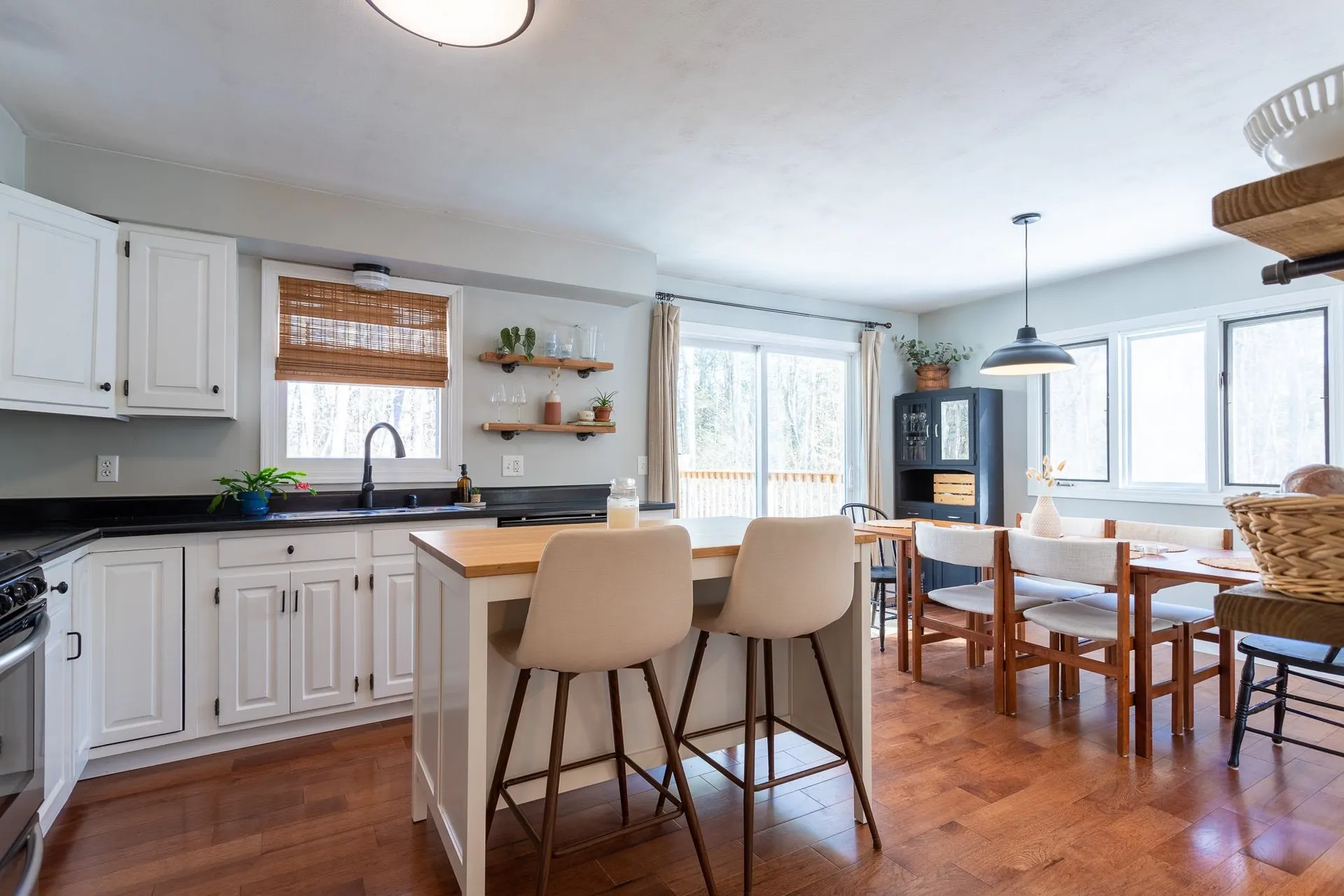 17 Tami Lane Epping NH 03042