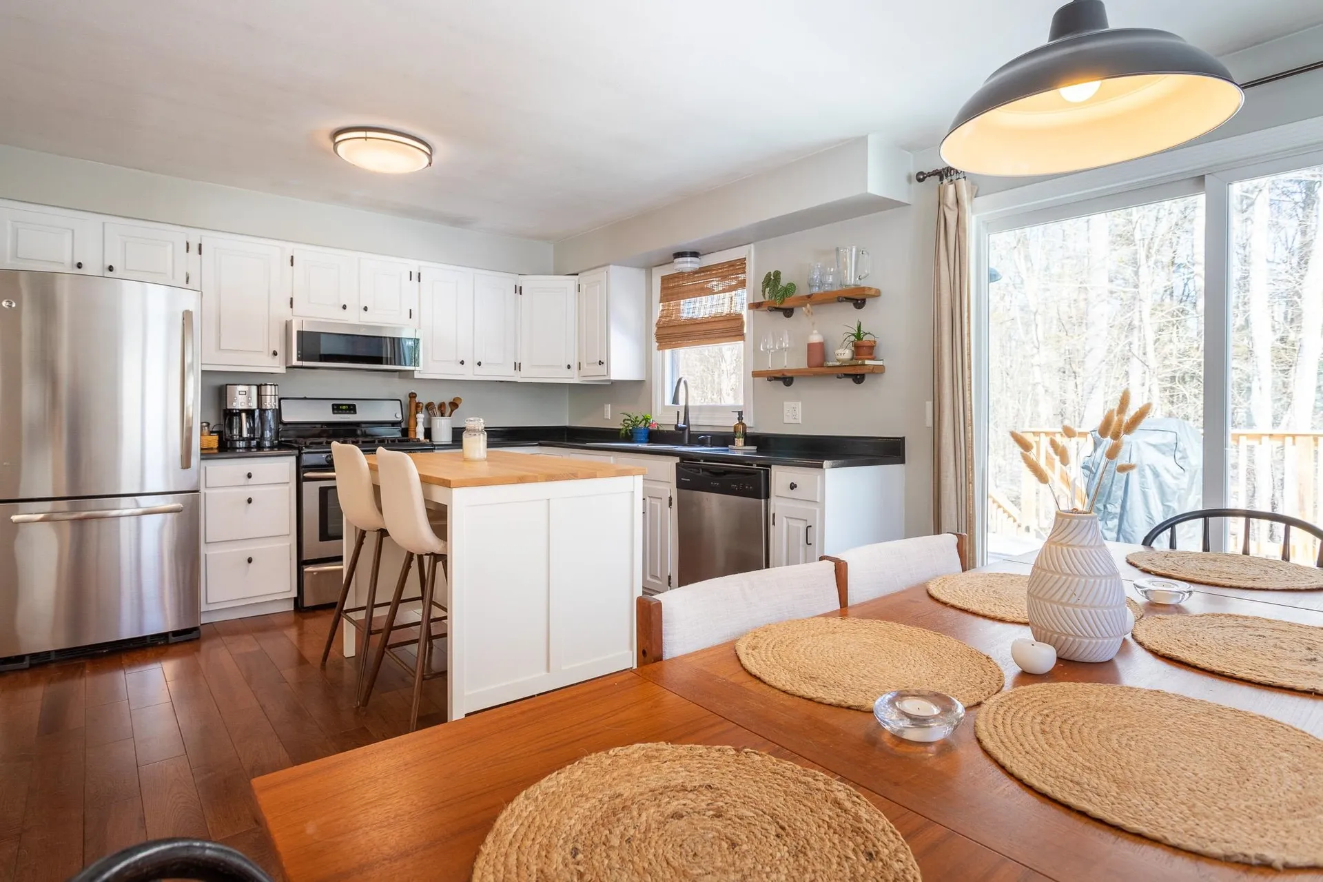 17 Tami Lane Epping NH 03042