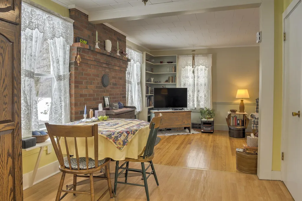 41 Birch Street Keene NH 03431