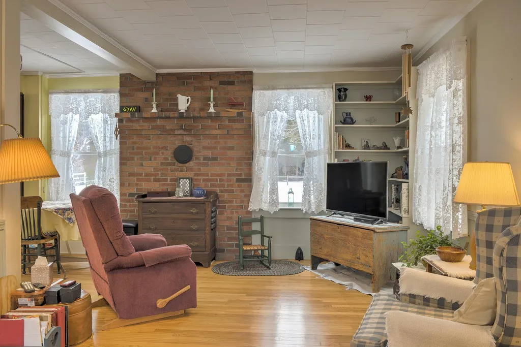 41 Birch Street Keene NH 03431