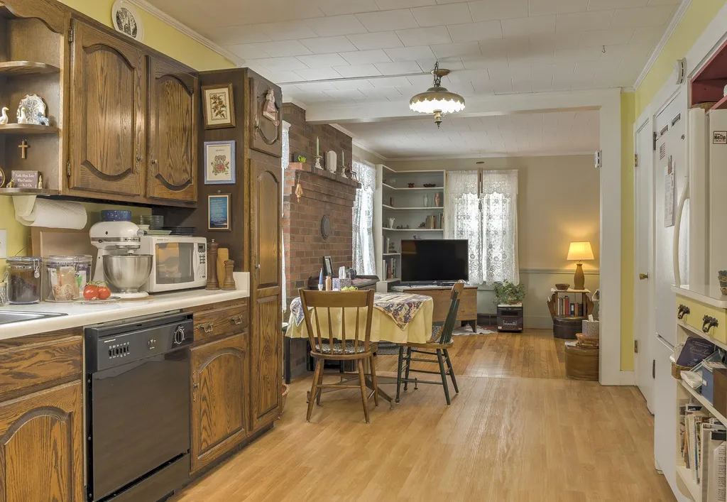 41 Birch Street Keene NH 03431