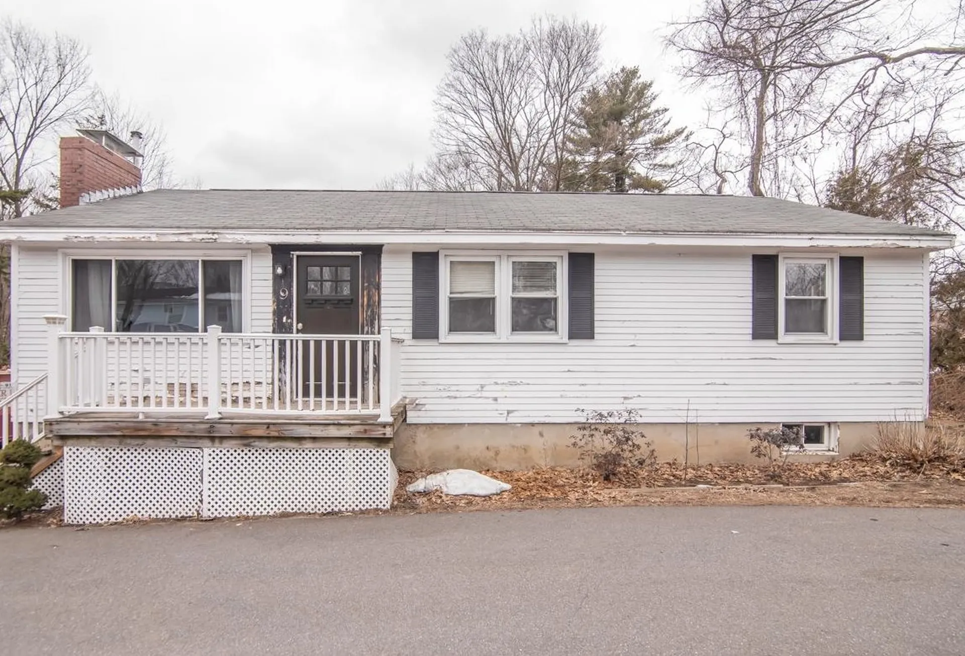9 Kendall Pond Road Derry NH 03038