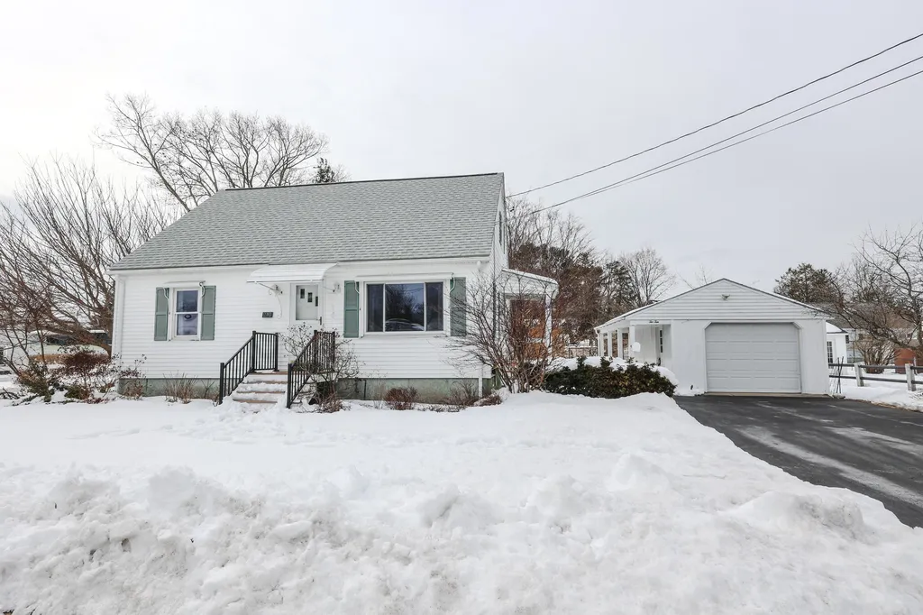 210 Gray Street Manchester NH 03103
