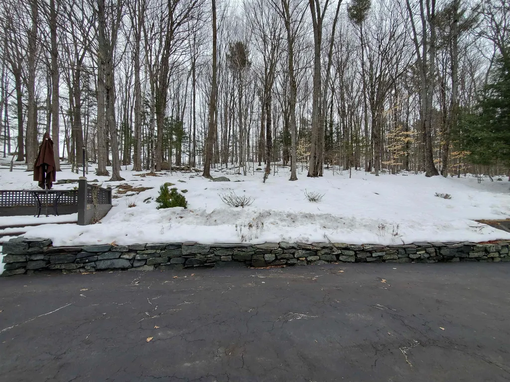 67 Townsend Terrace Lebanon NH 03766