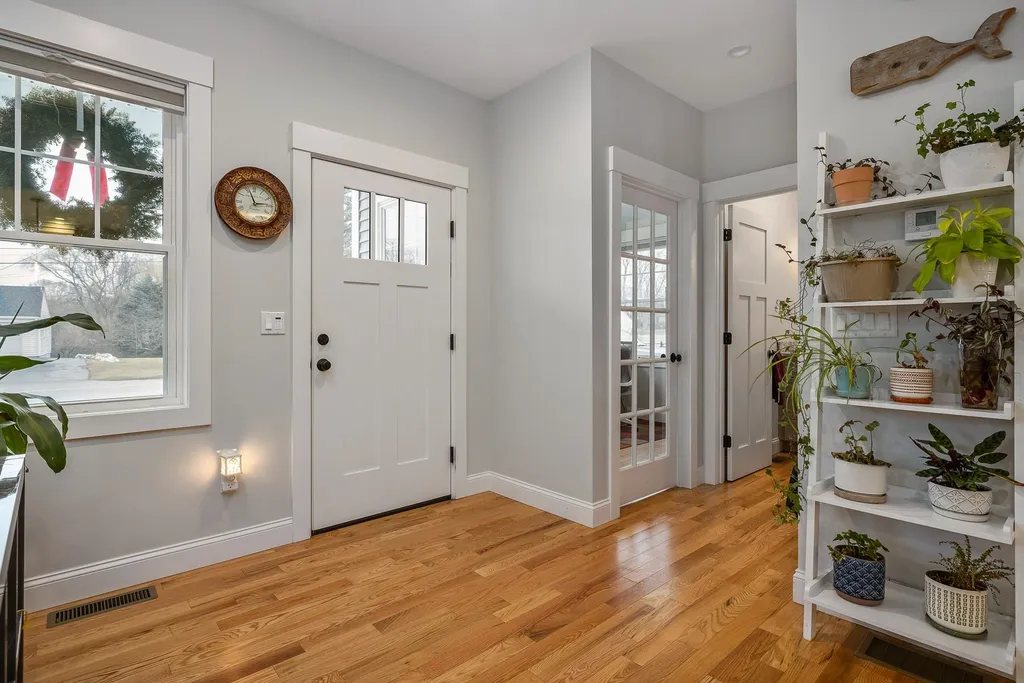 42 Rockingham Avenue Portsmouth NH 03801