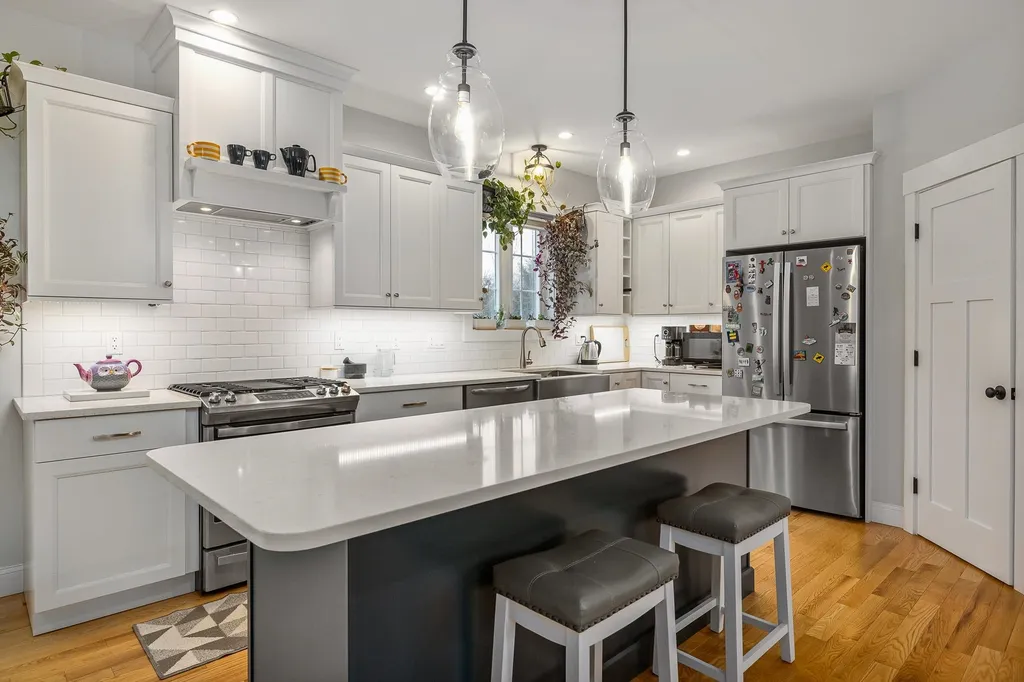 42 Rockingham Avenue Portsmouth NH 03801