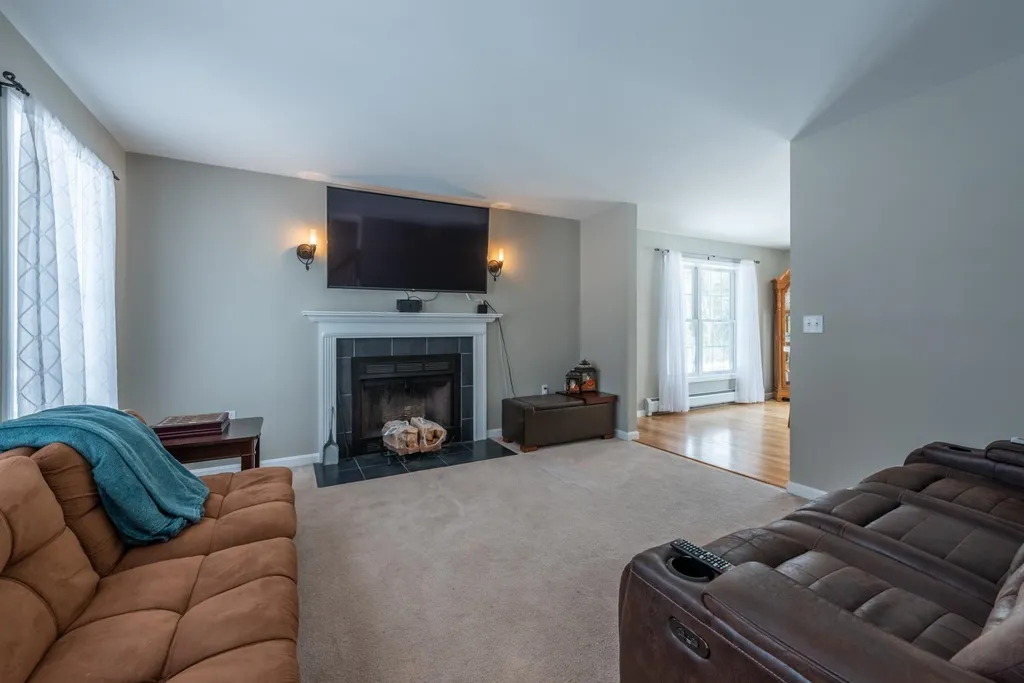31 Maple View Drive Bradford NH 03221