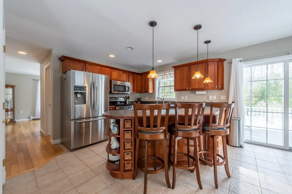 31 Maple View Drive Bradford NH 03221