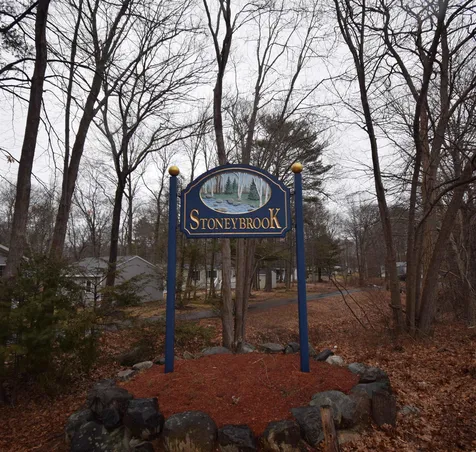 75 Cynthia Circle Seabrook NH 03874