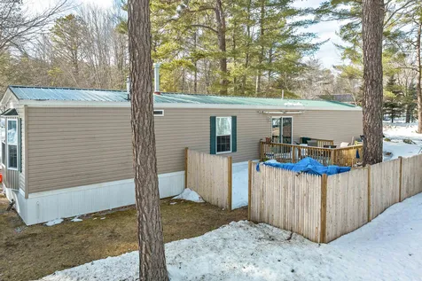 21 Black Bear Road Tamworth NH 03886