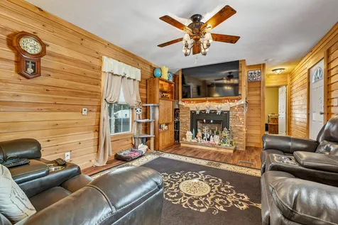 21 Black Bear Road Tamworth NH 03886