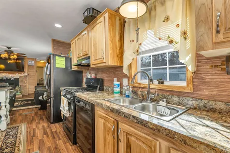 21 Black Bear Road Tamworth NH 03886