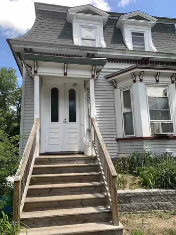 35 Grove Street Rochester NH 03868