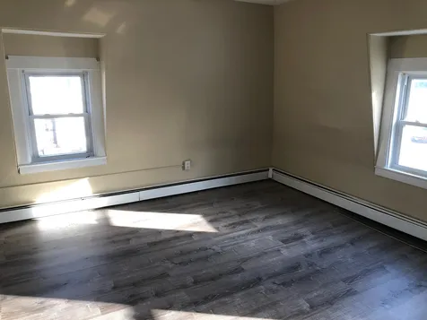 35 Grove Street Rochester NH 03868
