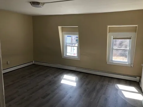 35 Grove Street Rochester NH 03868