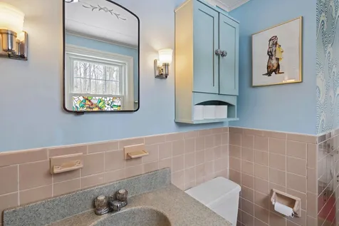 8 Whitney Avenue Newport NH 03773